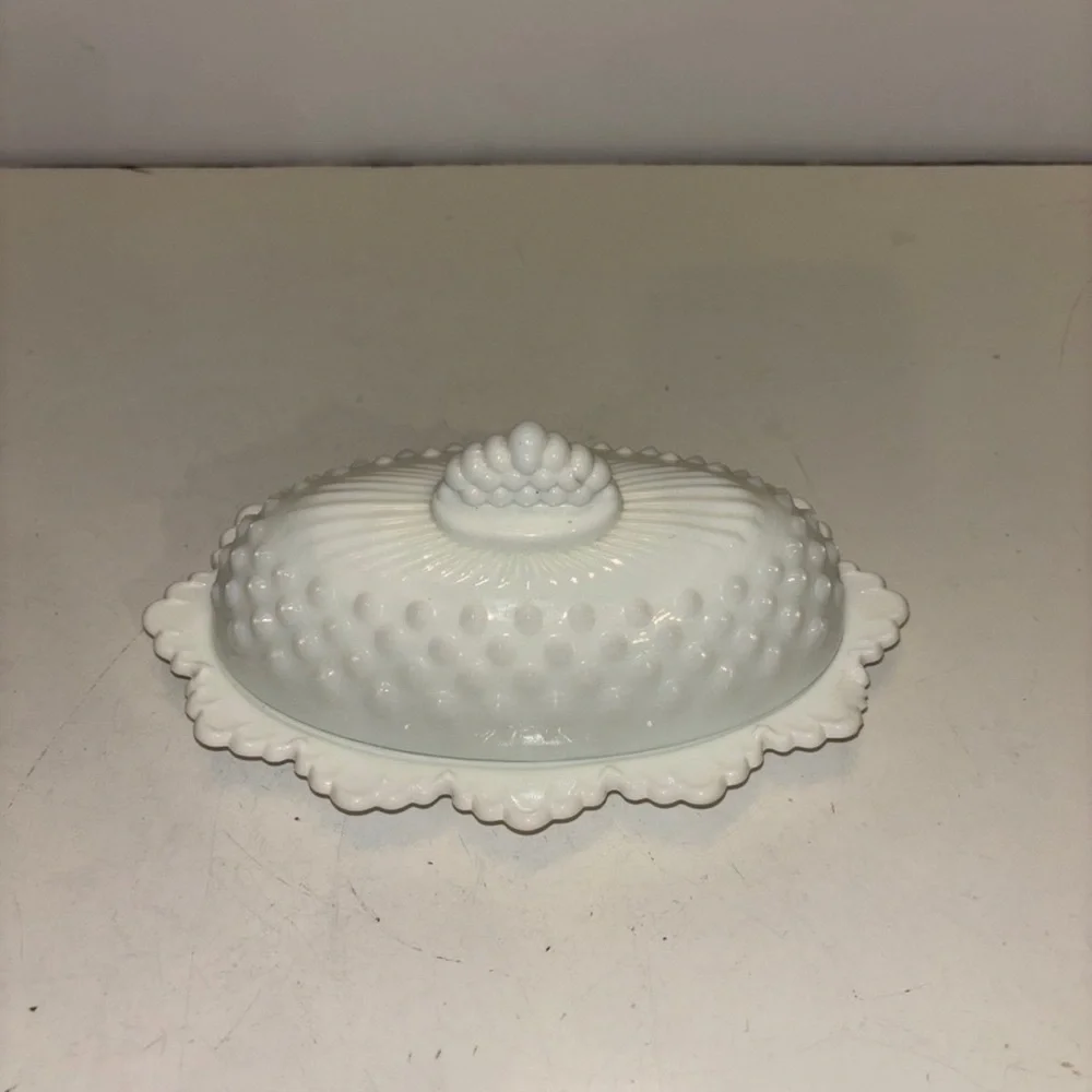 Vintage Fenton White Milk Glass Hobnail Oval Covered Butter Dish